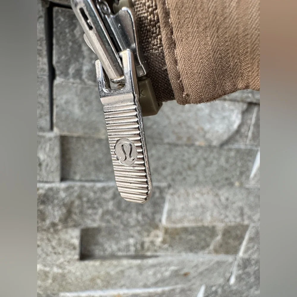 LuLulemon Beyond the Studio Beige Tan Brown Safari Hoodie Jacket 6 - Picture 11 of 16